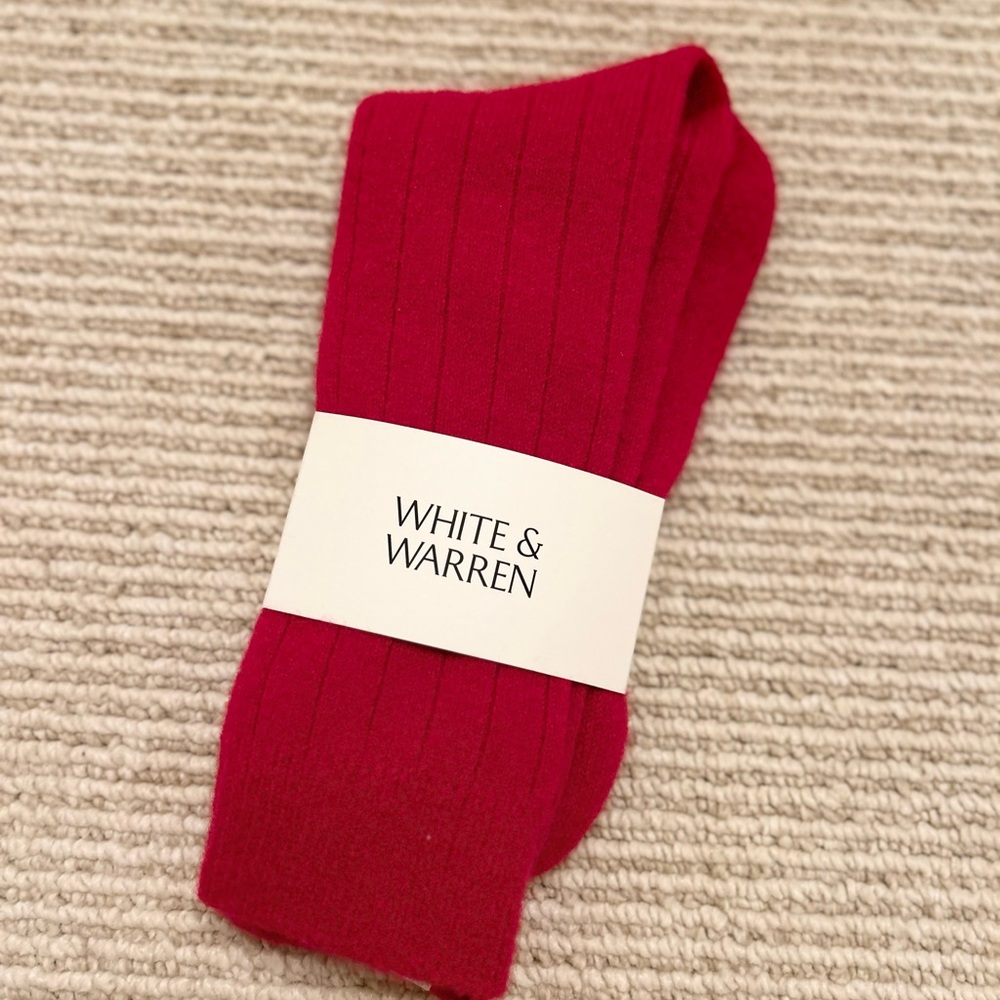White + Warren Cashmere Socks